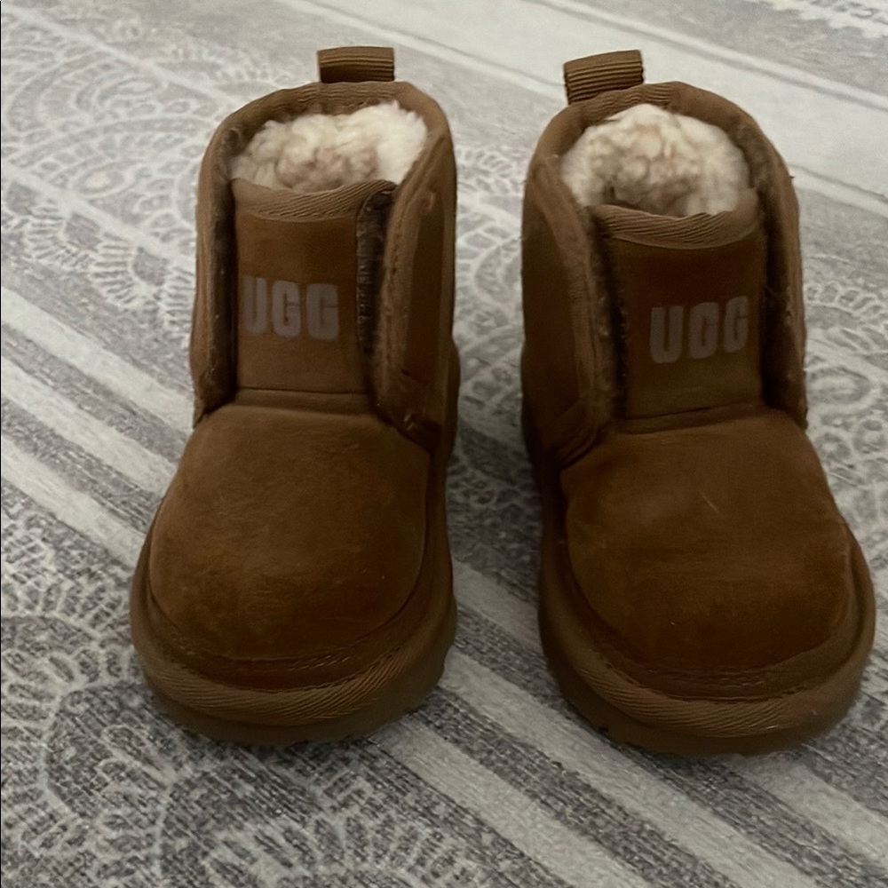 UGG Brown Shearling-Lined Boots